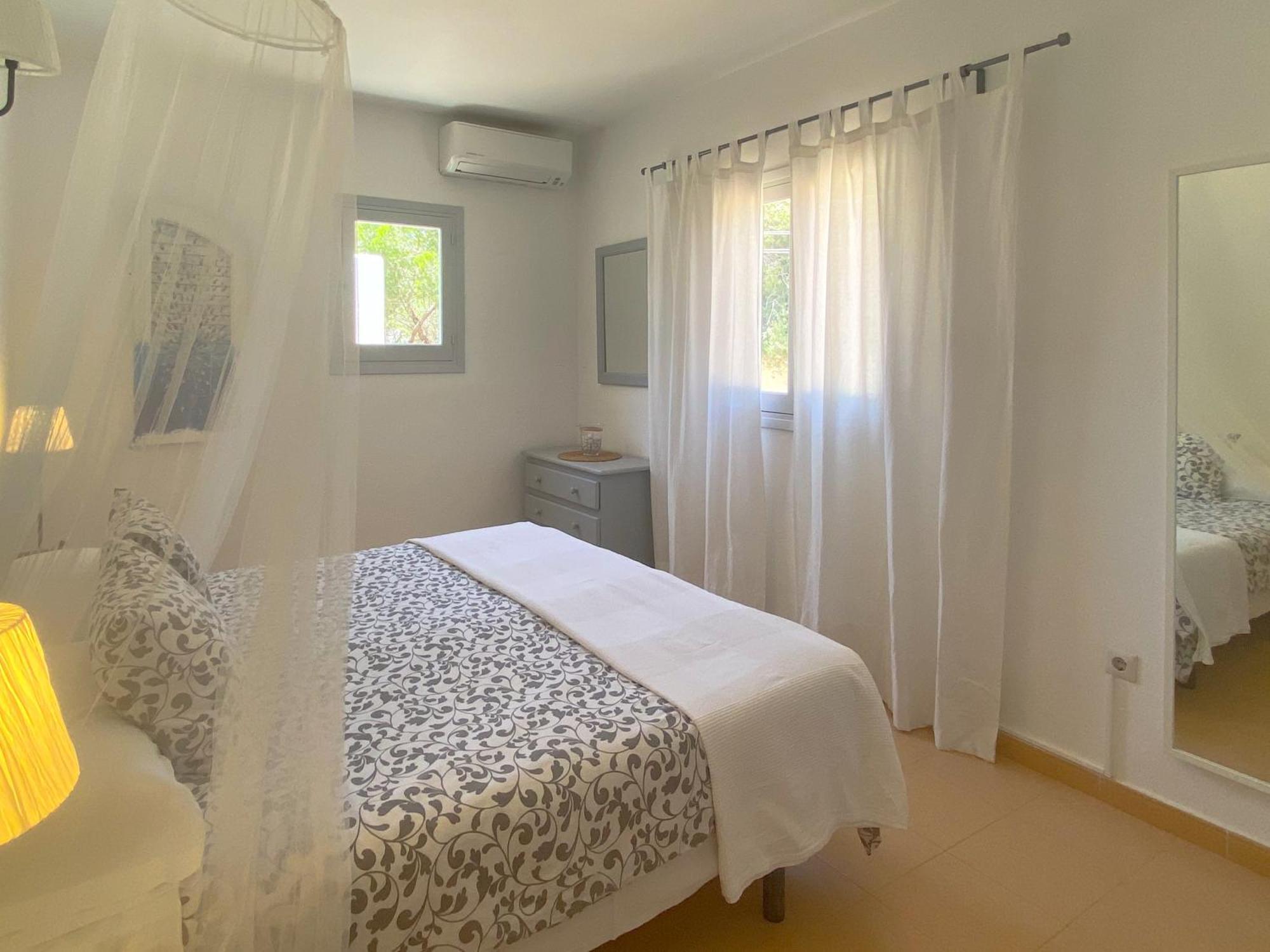 Апартаменты Voga Mari - Astbury Formentera Пляж Миджорн Экстерьер фото